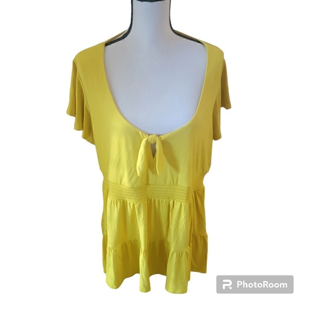 Torrid Super Soft Tie Front Baby Doll Top. Size 3. NWT.